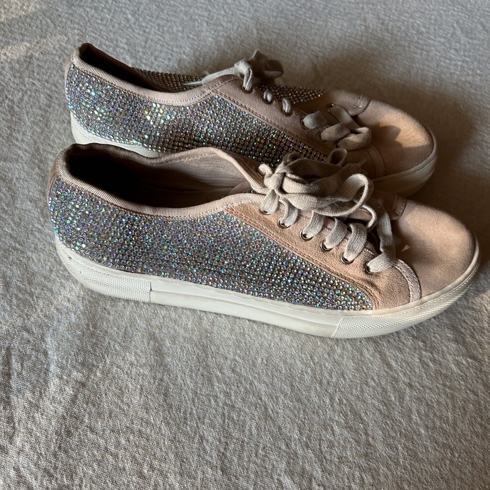 Gianni Bini Women's Size 9M Tan Suede Rhinestone Lace-Up Sneakers